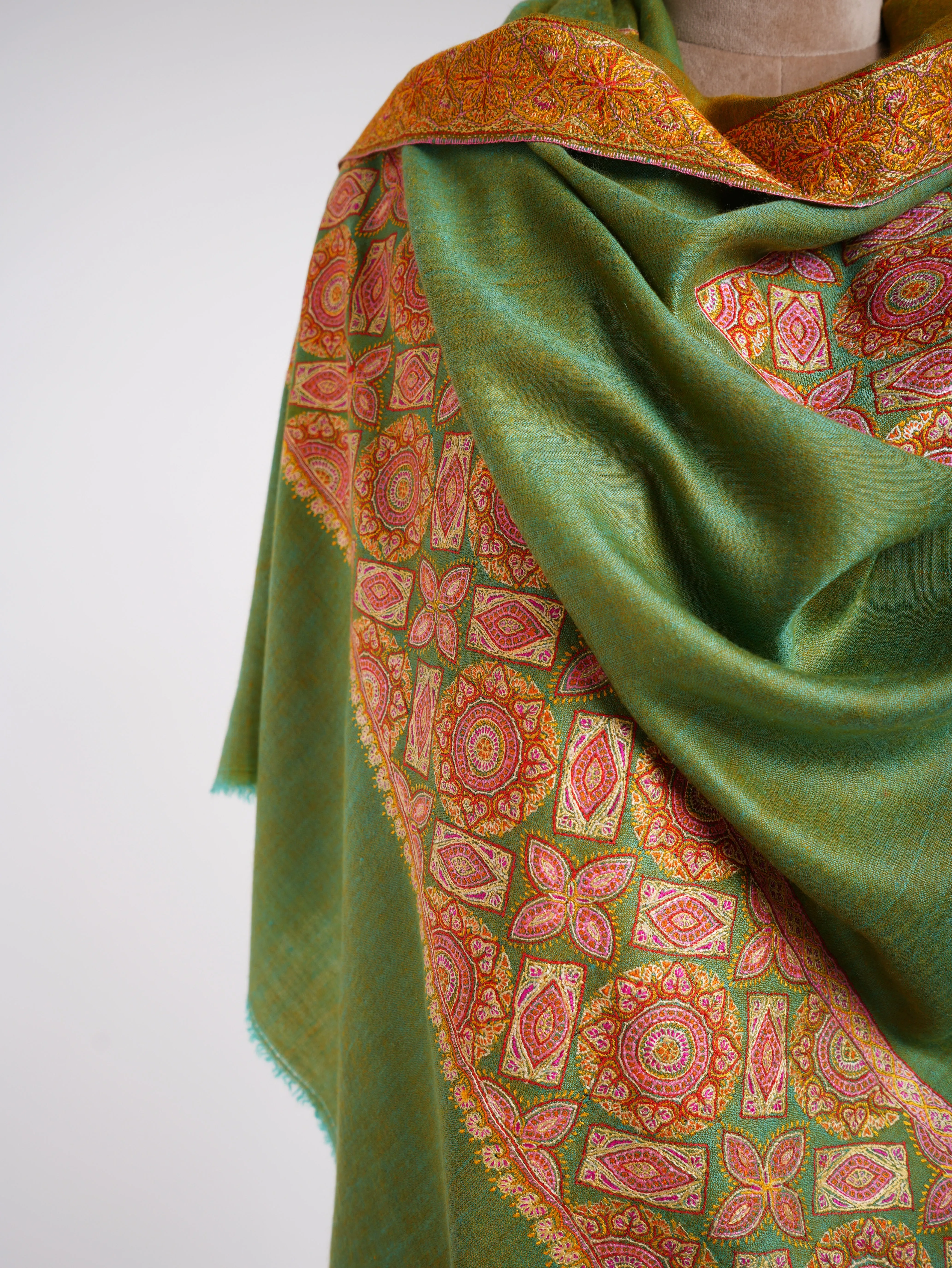 Silk Sozni Dorukha Pashmina Shawl Green