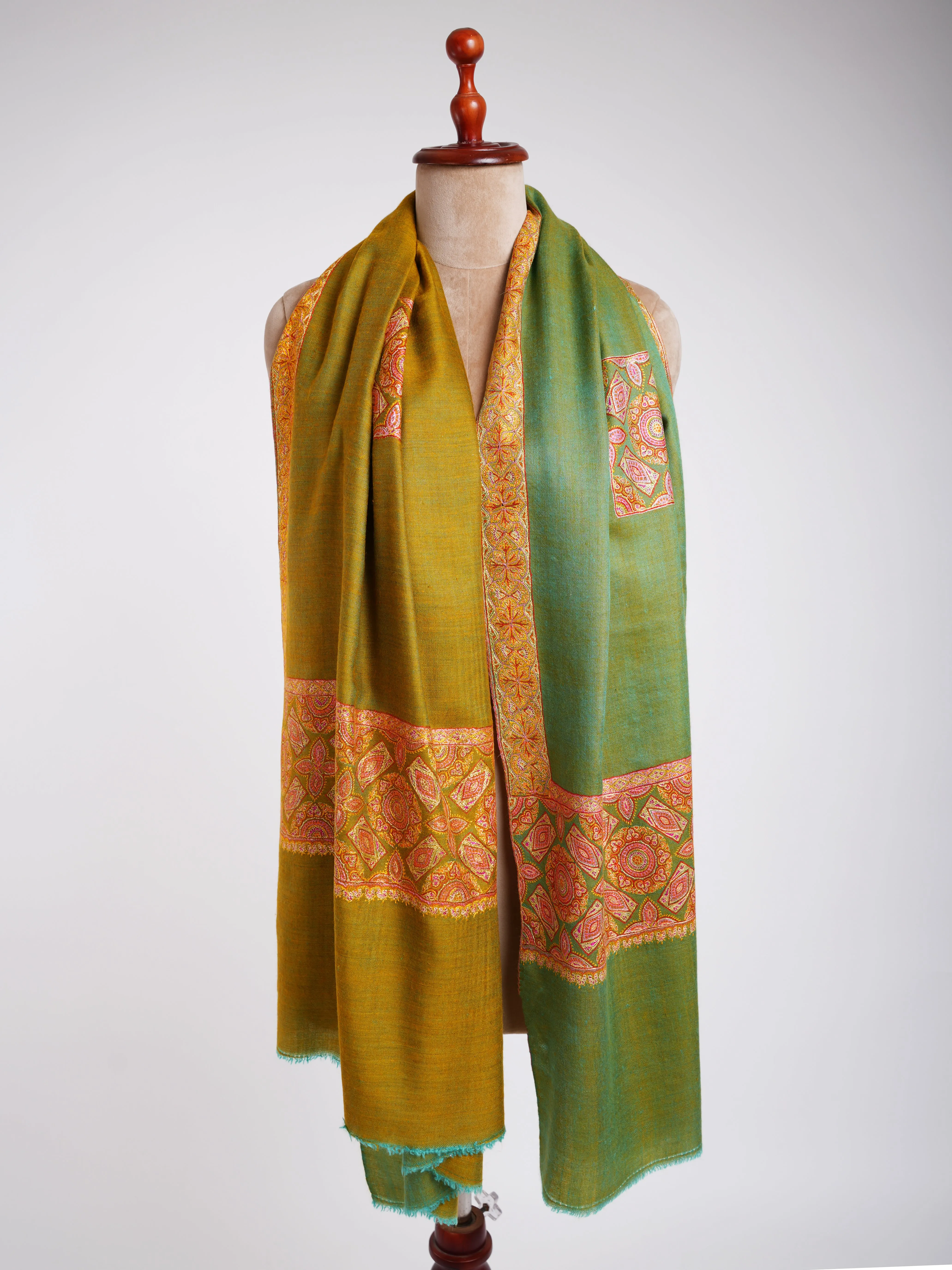 Silk Sozni Dorukha Pashmina Shawl Green