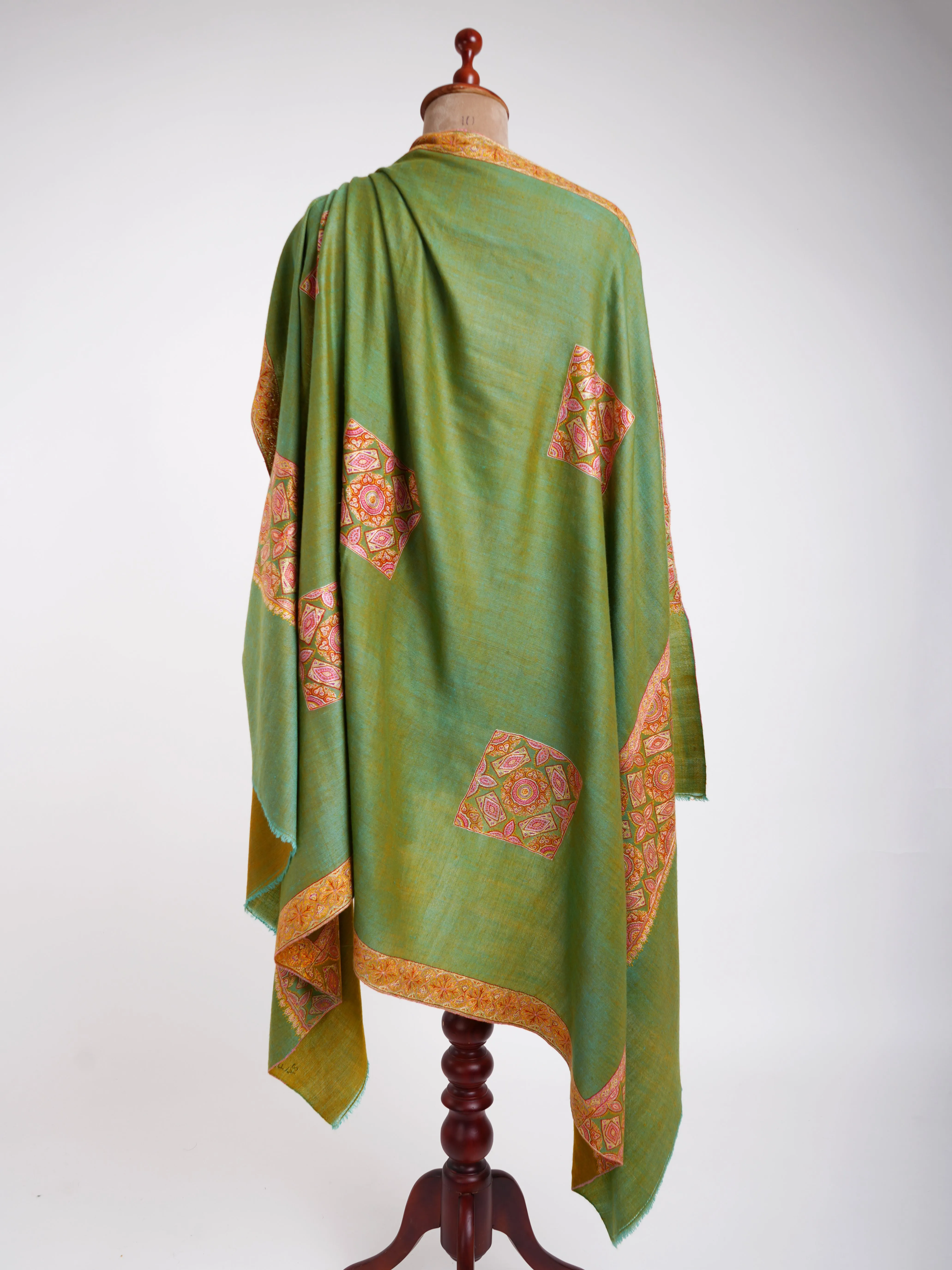 Silk Sozni Dorukha Pashmina Shawl Green